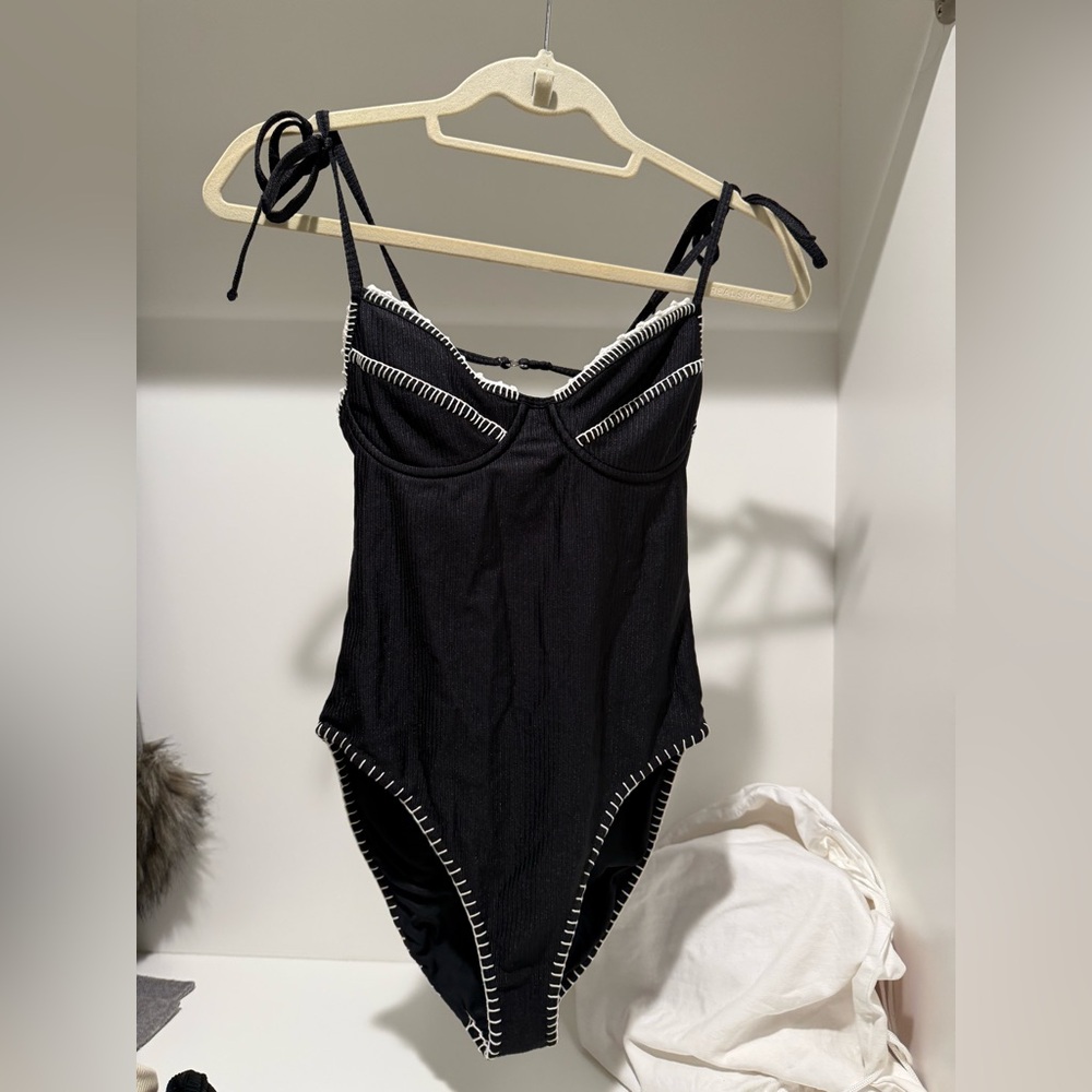 Elegant Black Women's One Piece Swimsuit